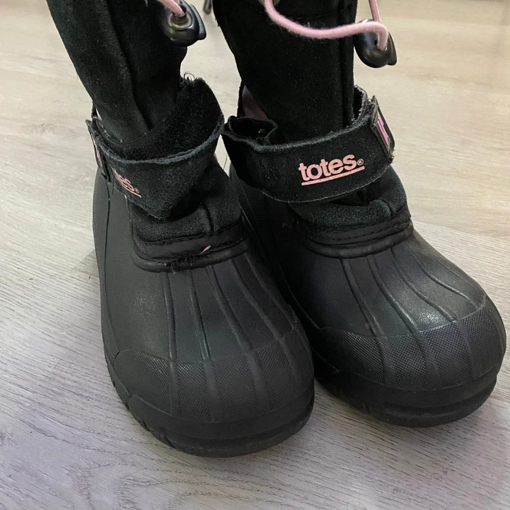 Totes‎ Snow Boots Kids Size 2 Black Pink Insulated Waterproof Duck Boots